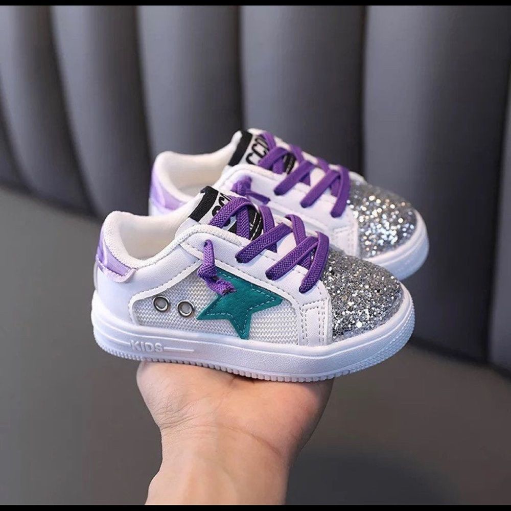 Little Girls Star Glitter Sneaker Brand New